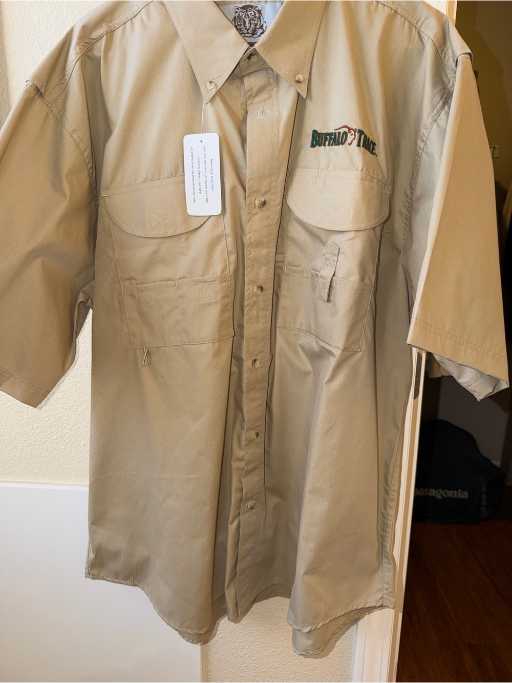 Buffalo Men's Short-Sleeve Button-Down Work Shirt in Khaki